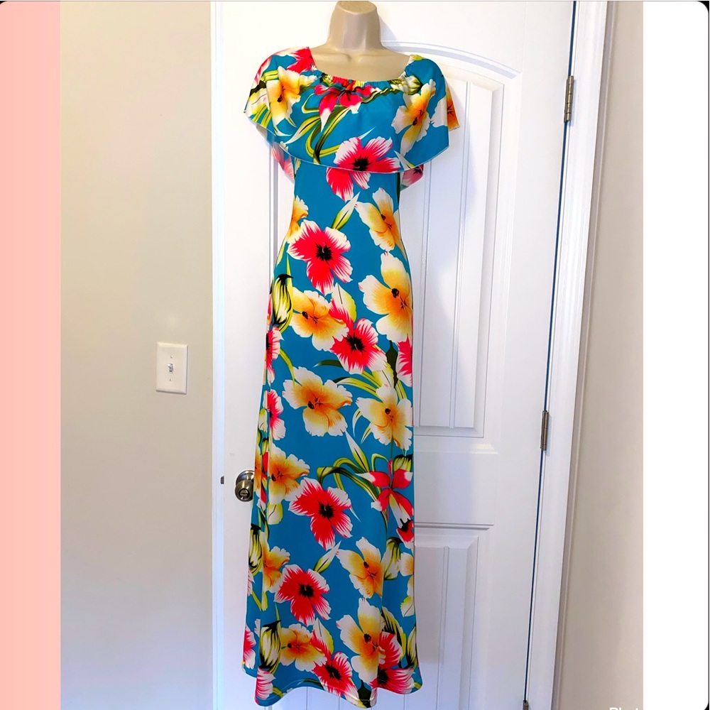 🆕 🌺Maxi, Hawaiian Style, Dress🌺